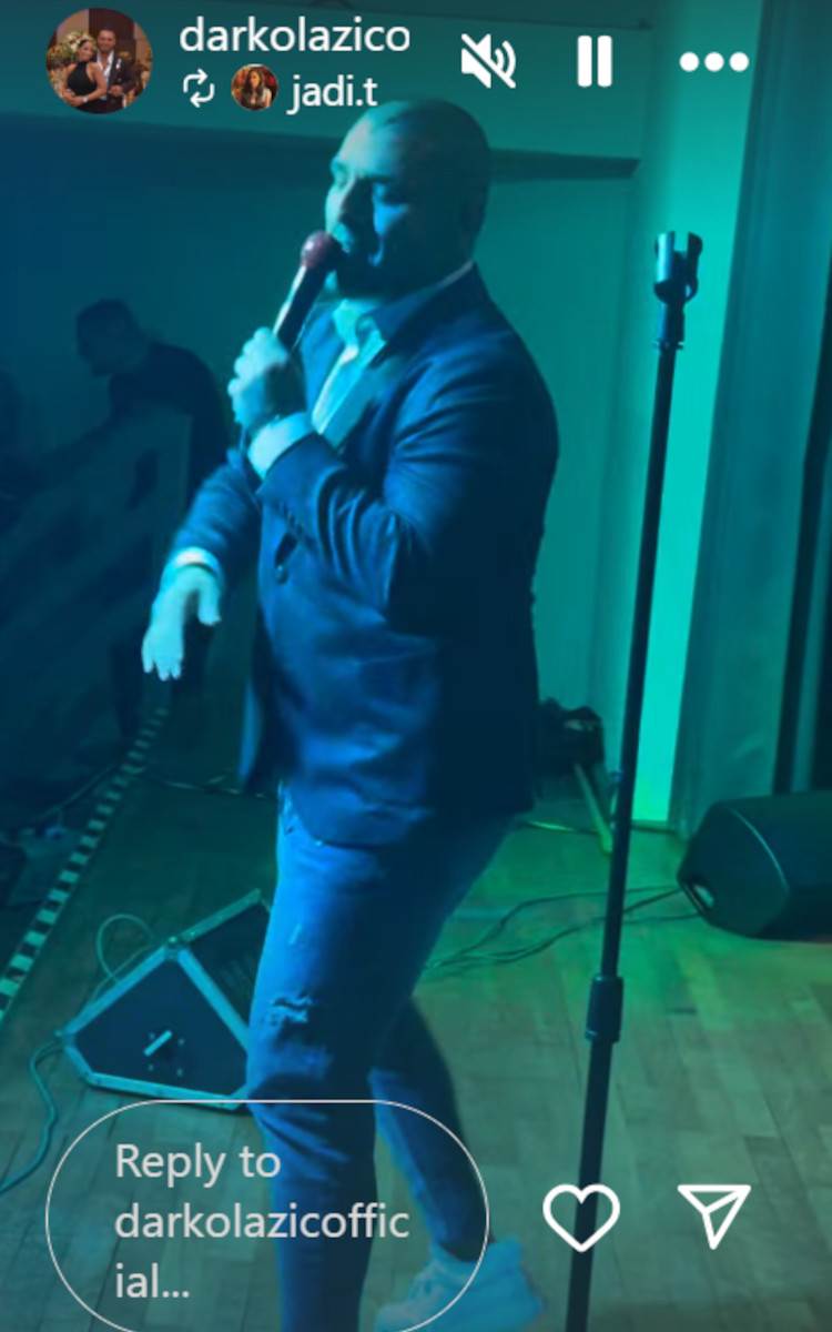 Darko Lazić peva udes