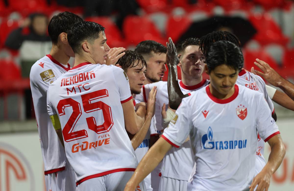 Napredak Crvena zvezda 16.jpg