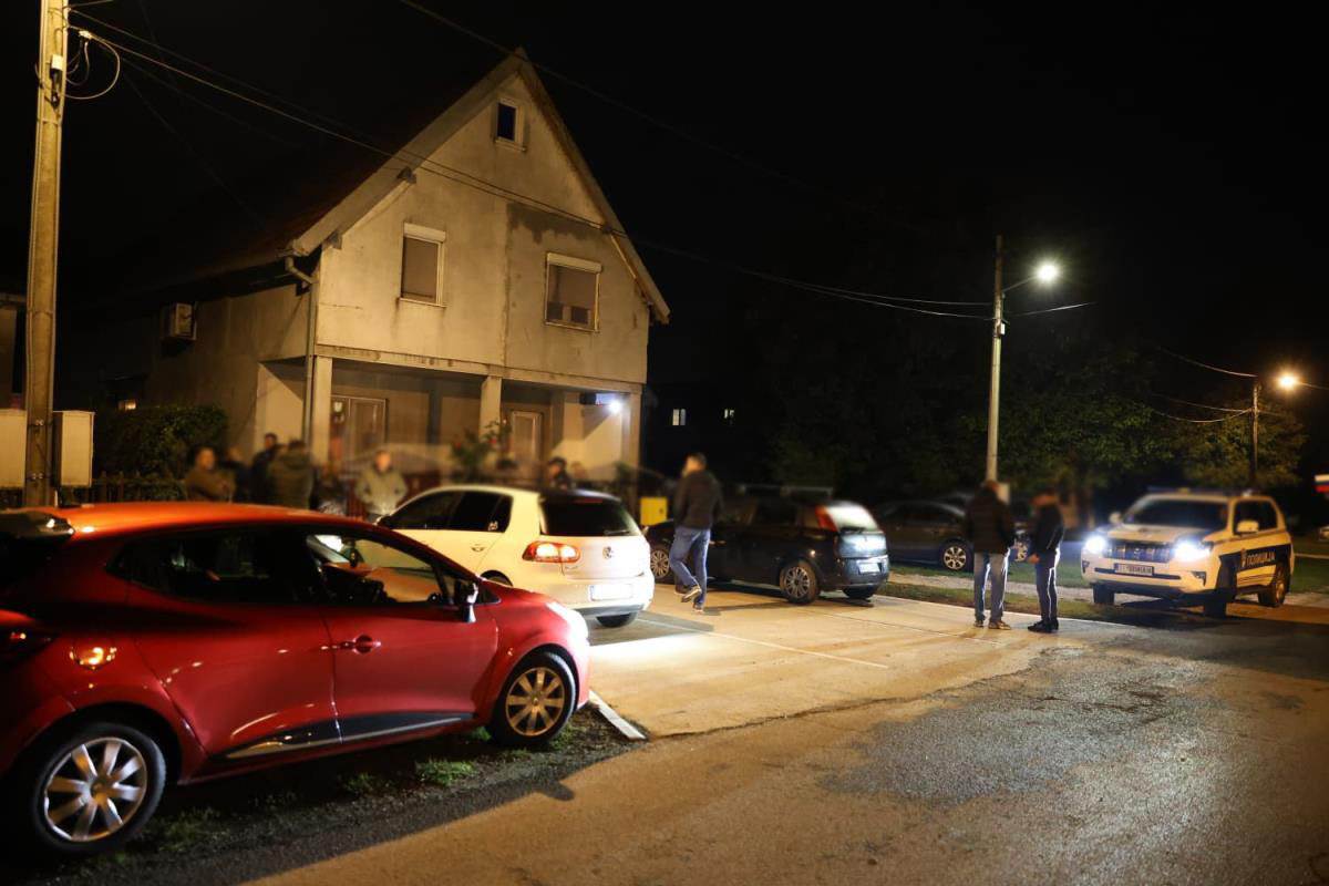 Uviđaj nakon ubistva u Boljevcima kod Surčina (9).jpg