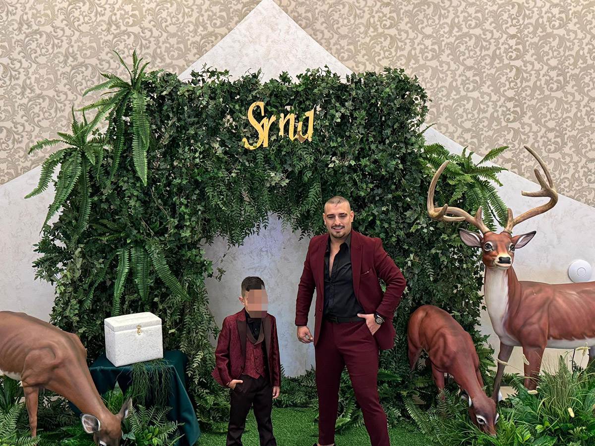 Majka Darka Lazica stigla nasmejana na slavlje