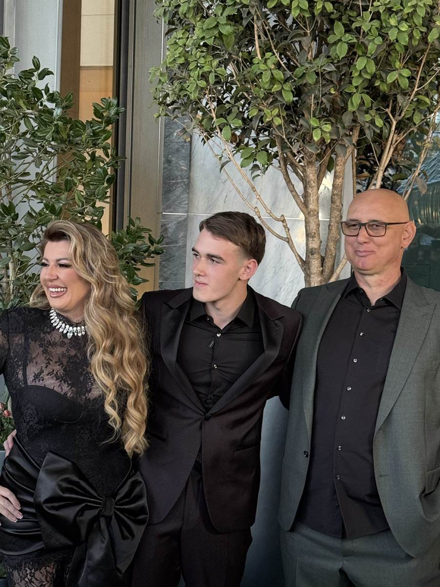 Viki Miljković i Taške sa sinom