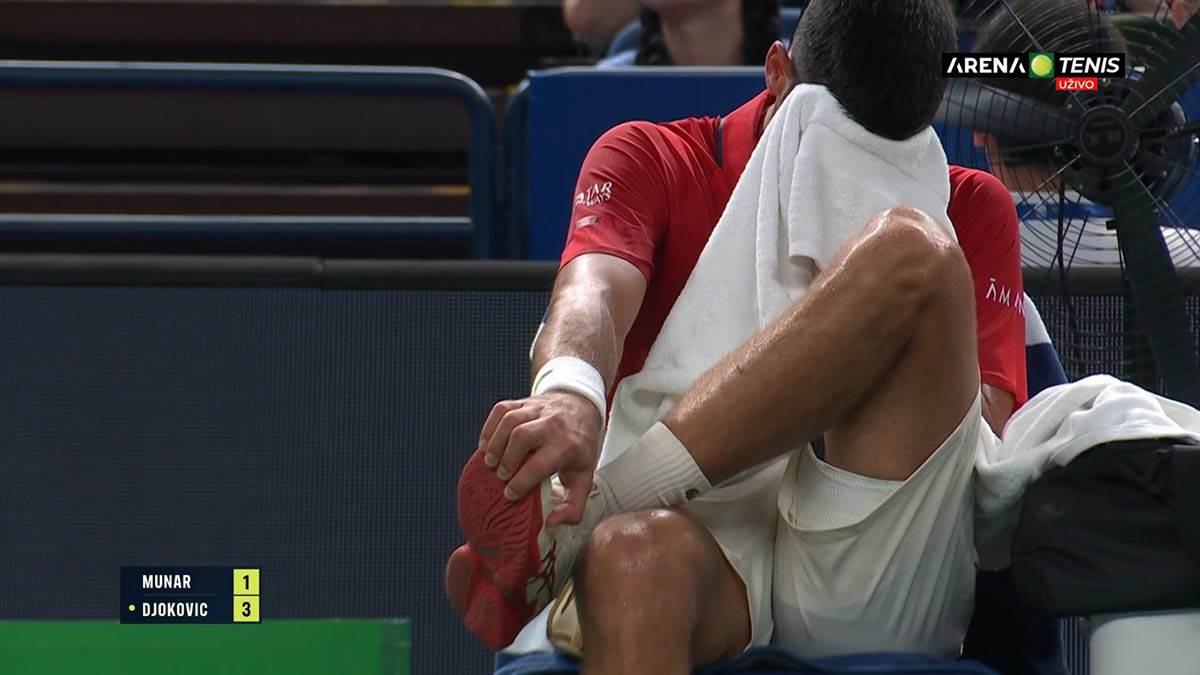 Novak Ðoković povreda 7.jpg