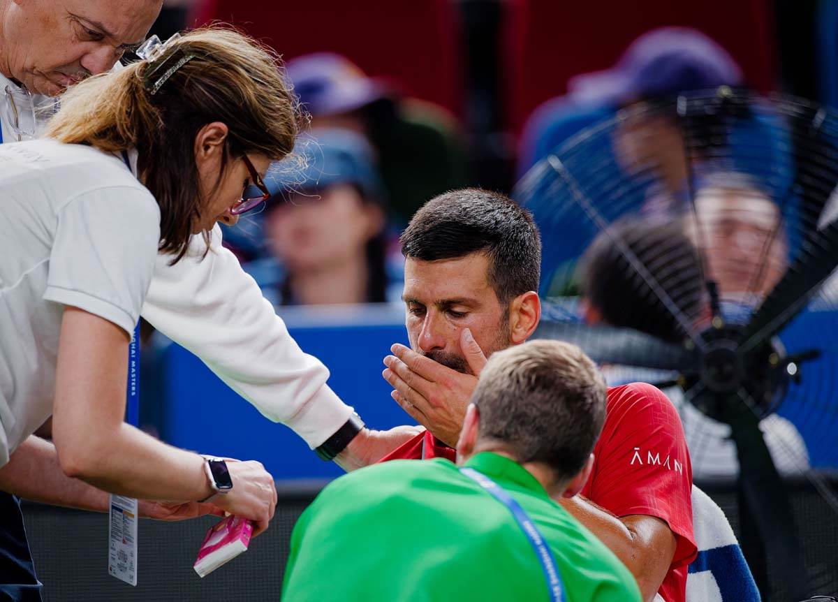 Novak Đoković povreda 1.jpg