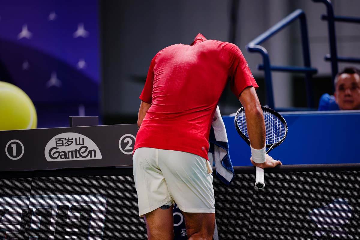Novak Đoković povreda 2.jpg