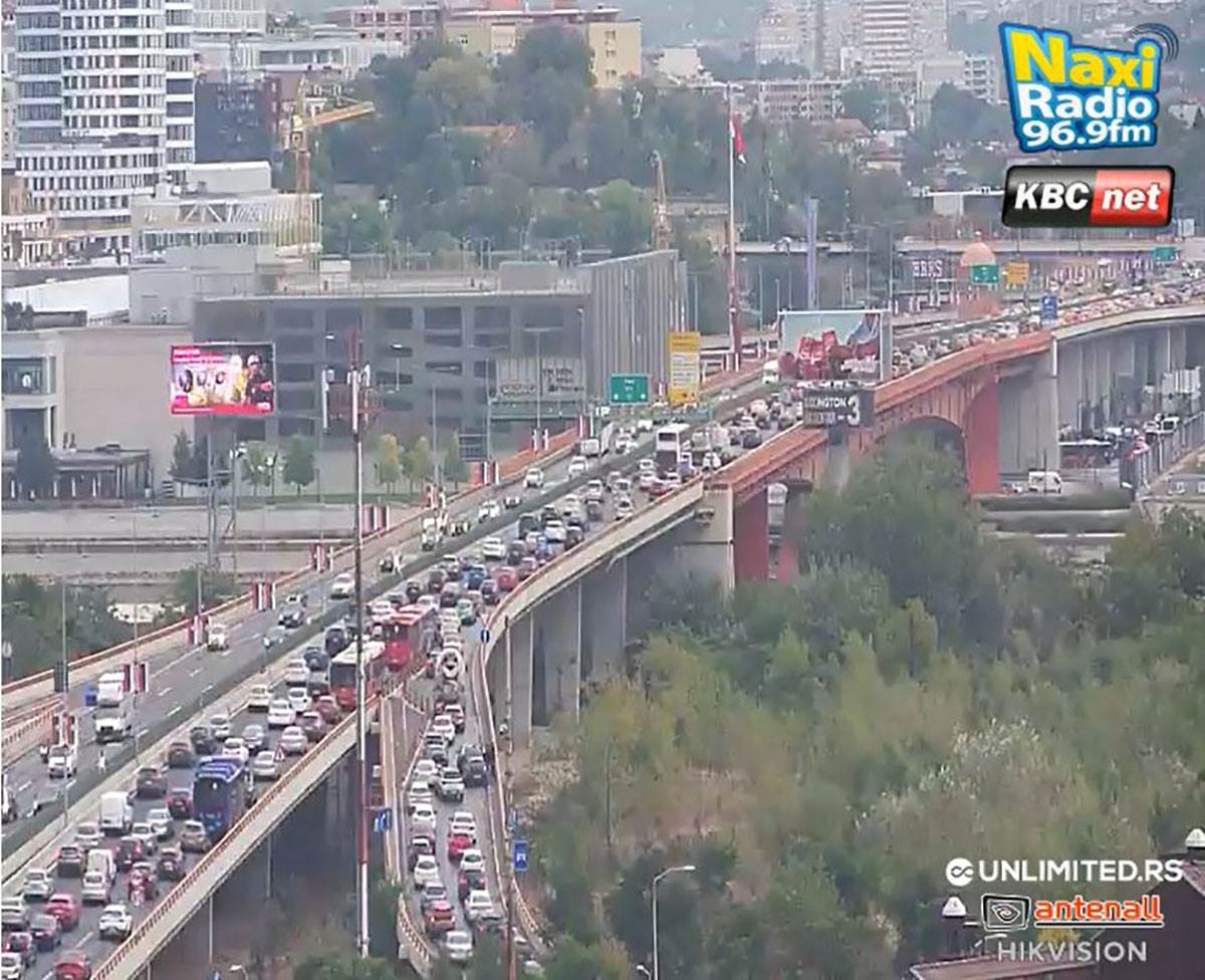 Beograd saobraćaj (2).jpg