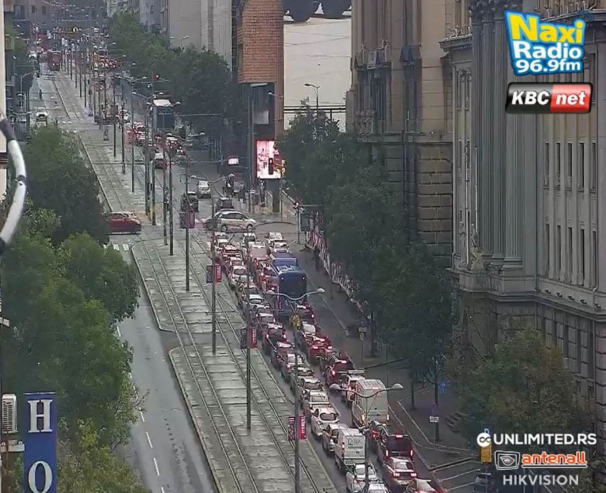 Beograd saobraćaj (6).jpg