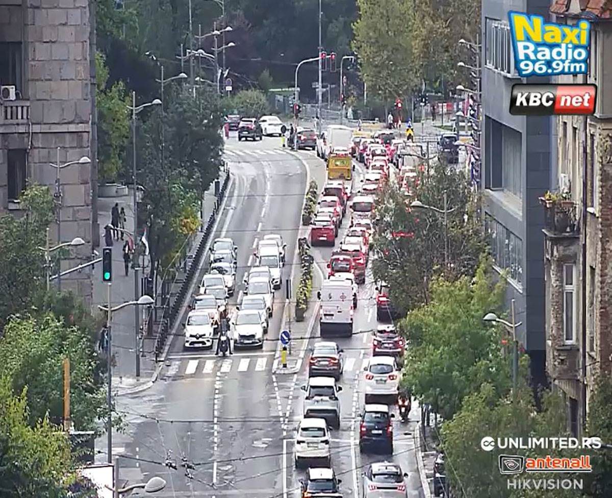 Beograd saobraćaj (7).jpg