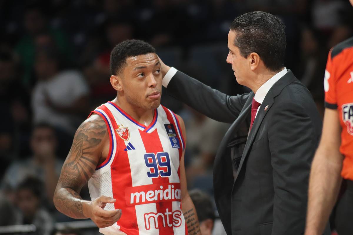 Janis Sferopulos i Jago dos Santos na meču Crvene zvezde