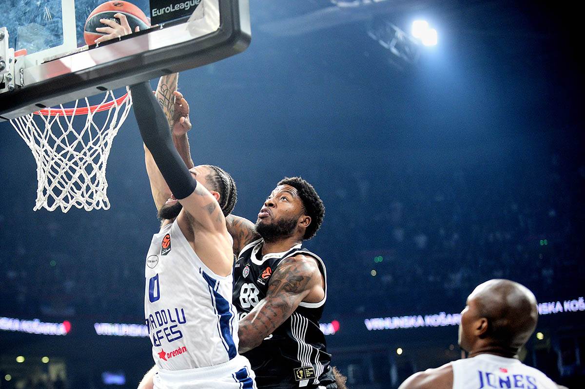 Partizan - Efes  (8).jpg