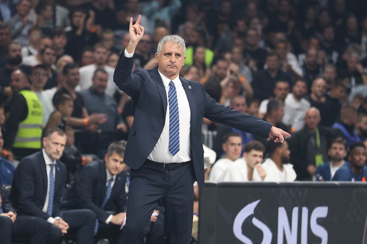 Igor Kokoškov na utakmici Partizan Efes
