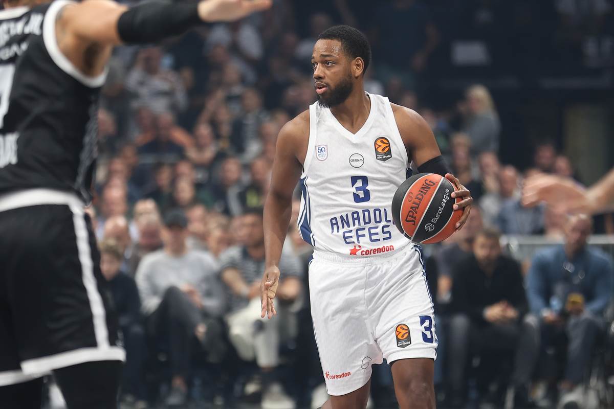 Partizan - Efes  (1).JPG