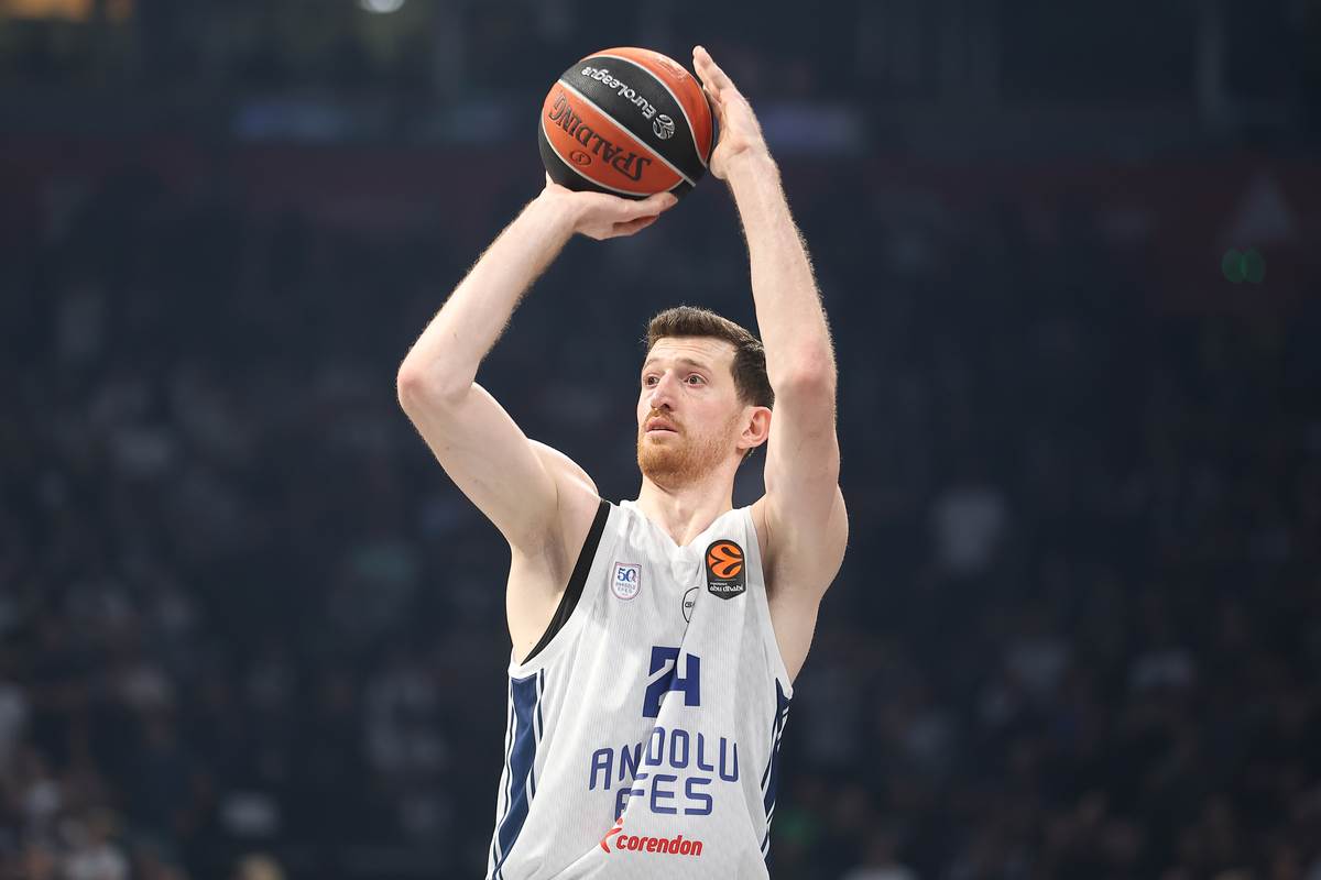 Partizan - Efes  (2).JPG