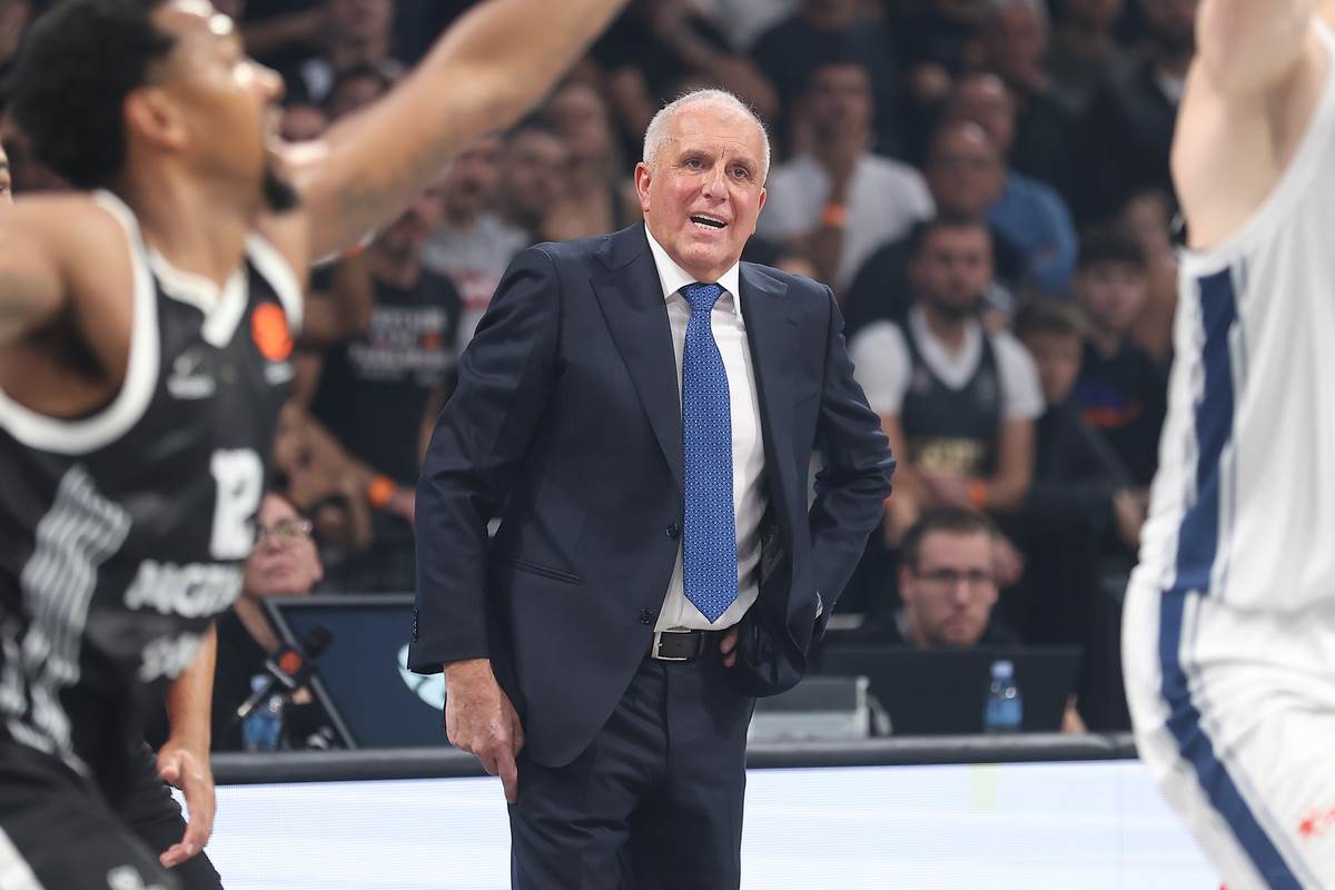 Partizan - Efes  (14).JPG