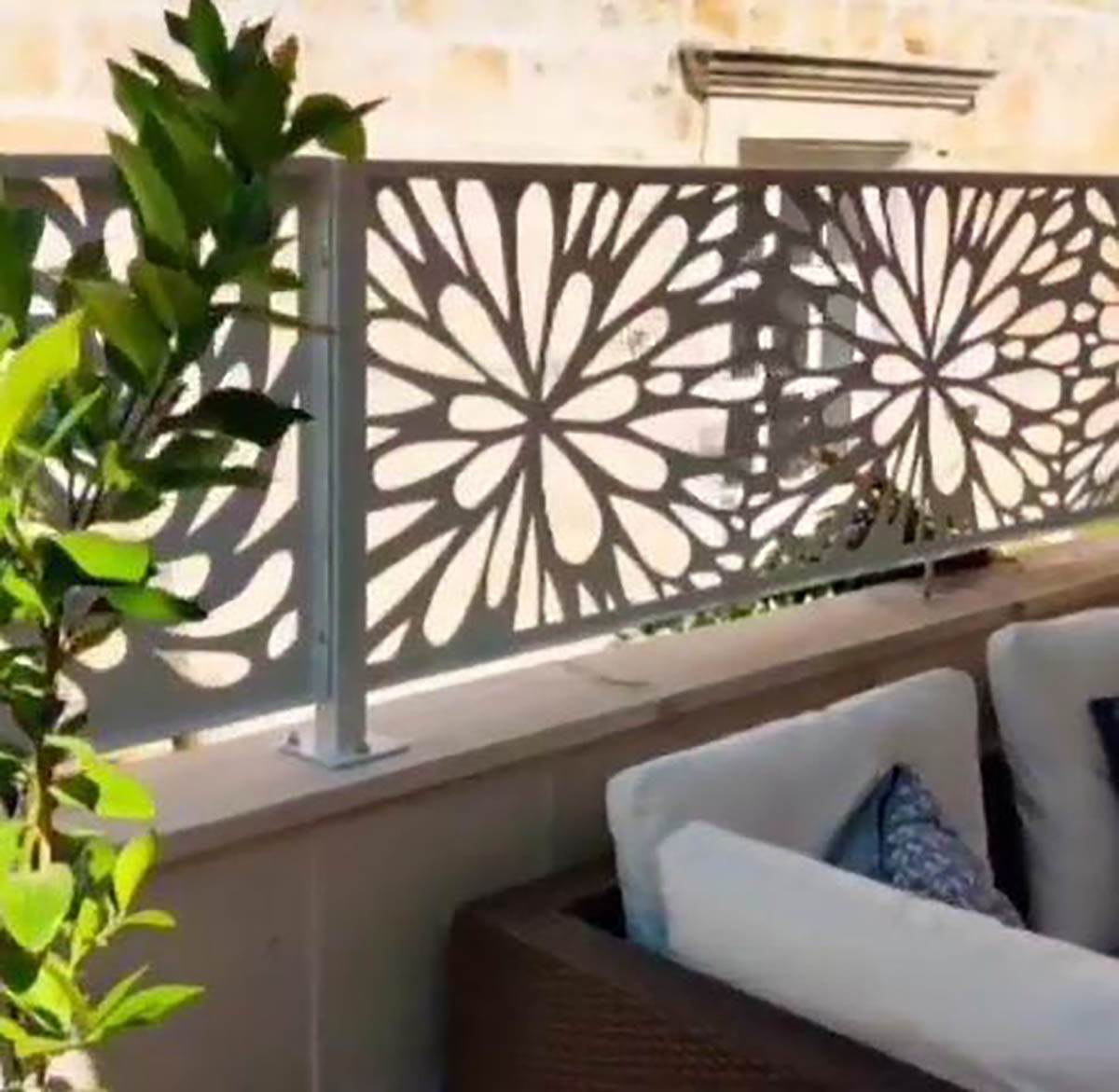 Kuća Danijele Dvornik na Braču 3.jpg