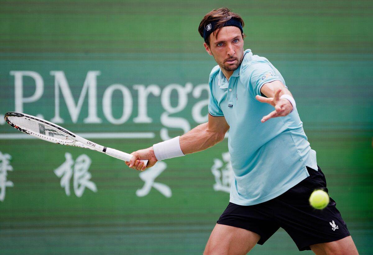 Artur Rinderkneš se priprema za udarac na turniru u Šangaju