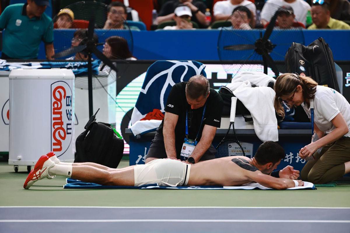 Novak Đoković Valentin Vašero (3).jpg