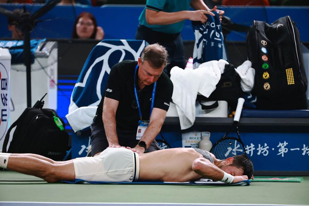 Novak Đoković Valentin Vašero (10).jpg