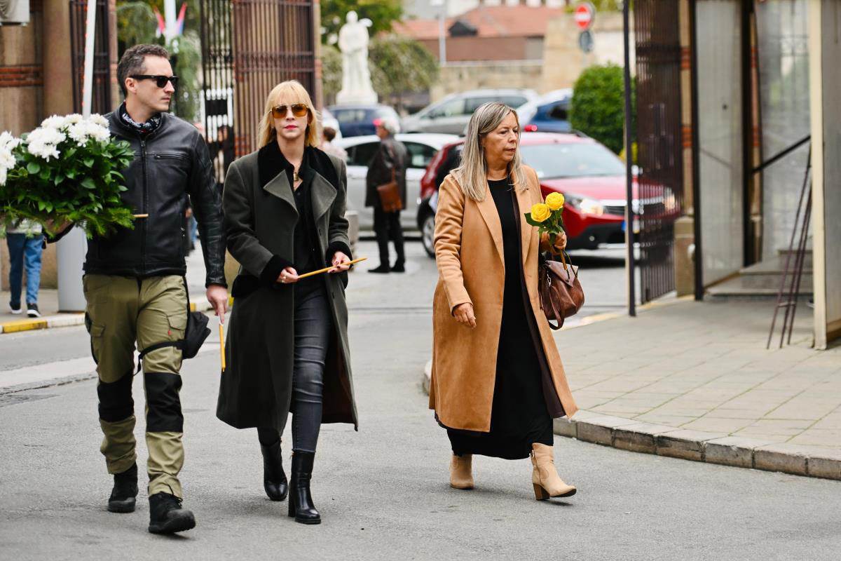 Završen ispraćaj za kremaciju Zdravka Šotre