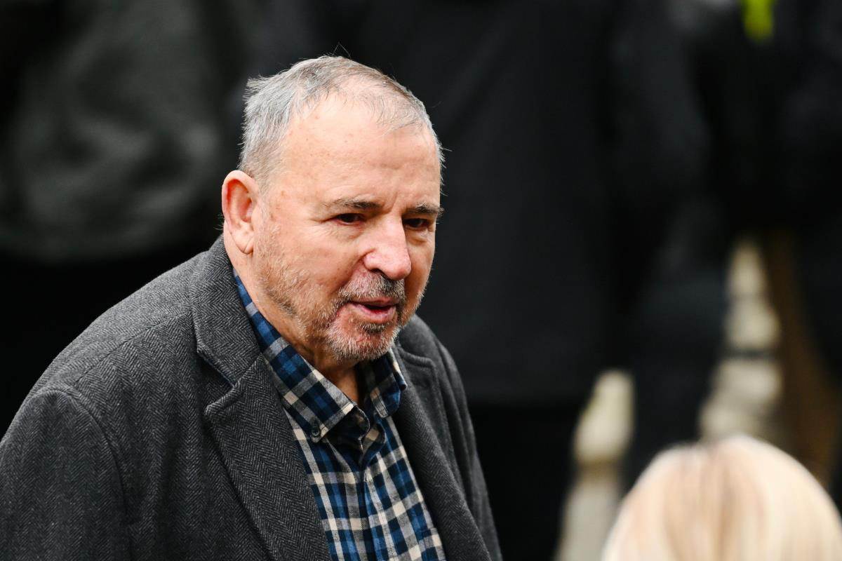 Ispraćaj za kremaciju proslavljenog reditelja i scenariste Zdravka Šotre (36).jpg