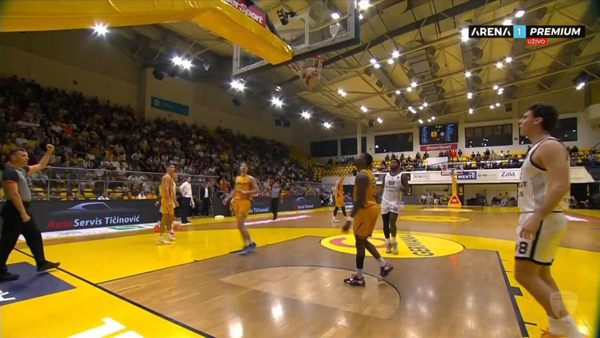 Split - Partizan (4).jpg