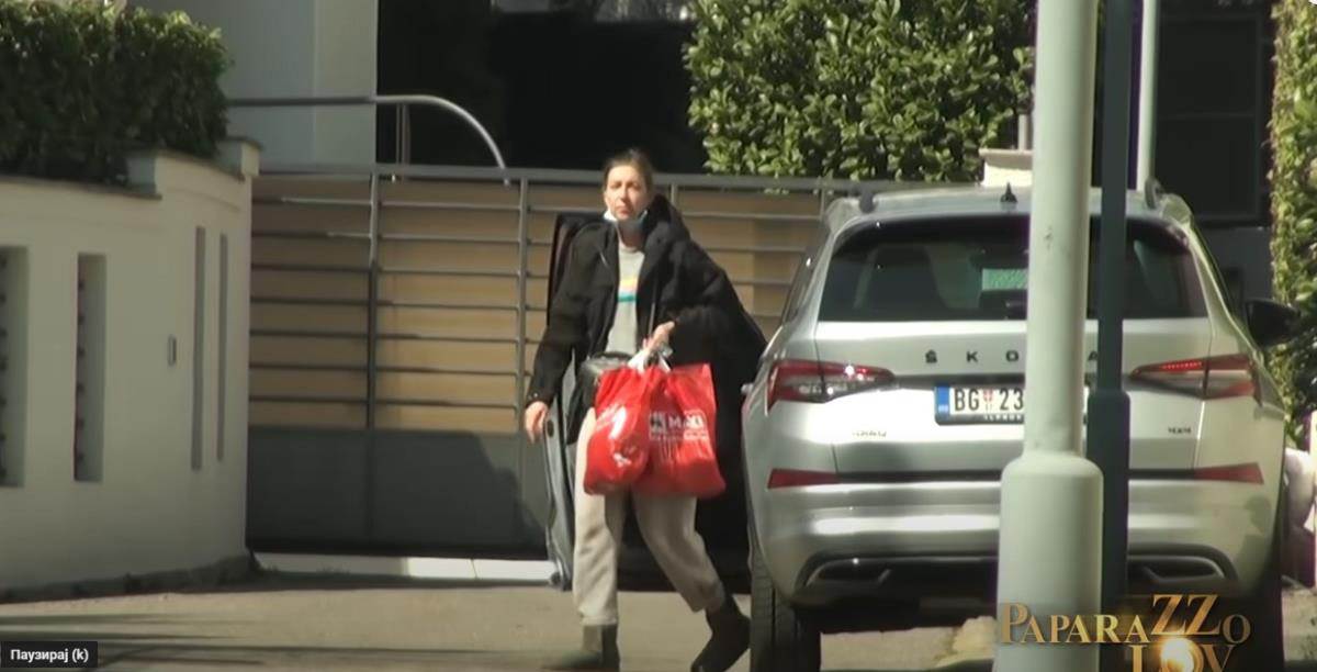 Zdravko Čolić žena (1).jpg