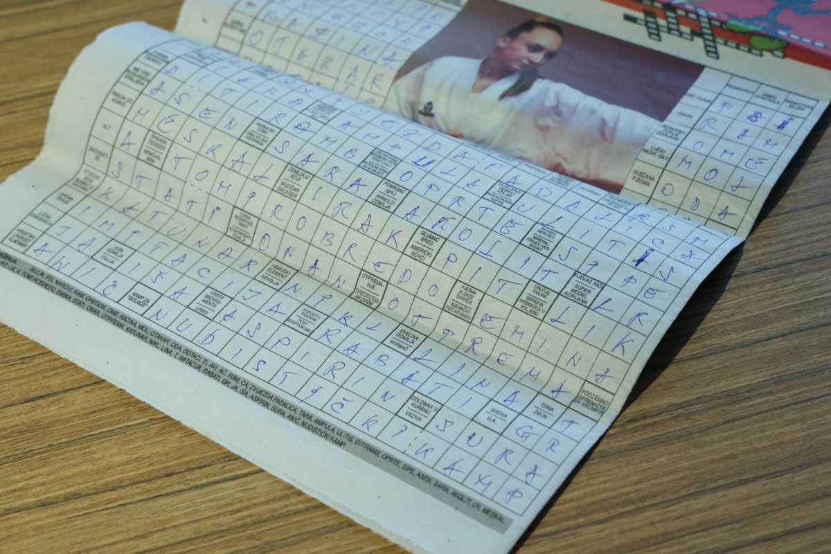 Poslednje što je ostalo od Halida Bešlića u kafiću na njegovoj pumpi (6).jpg