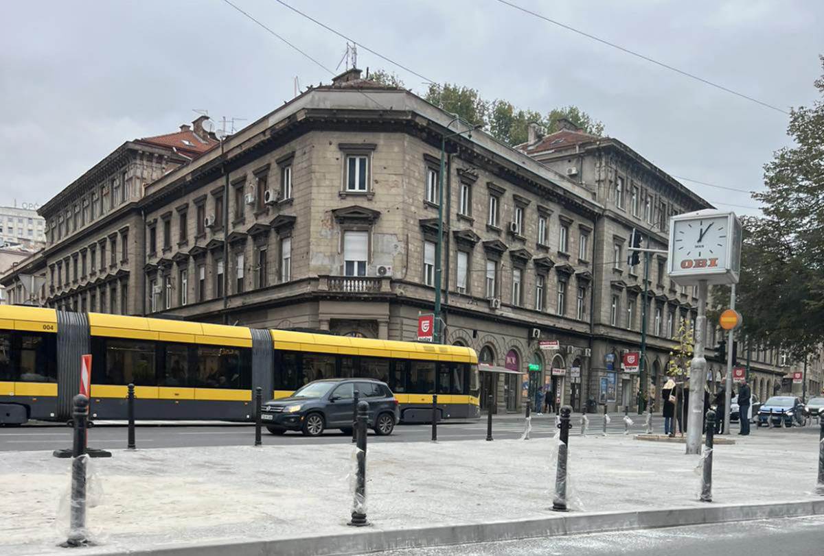 Sarajevo pred sahranu Halida Bešlić (4).jpg