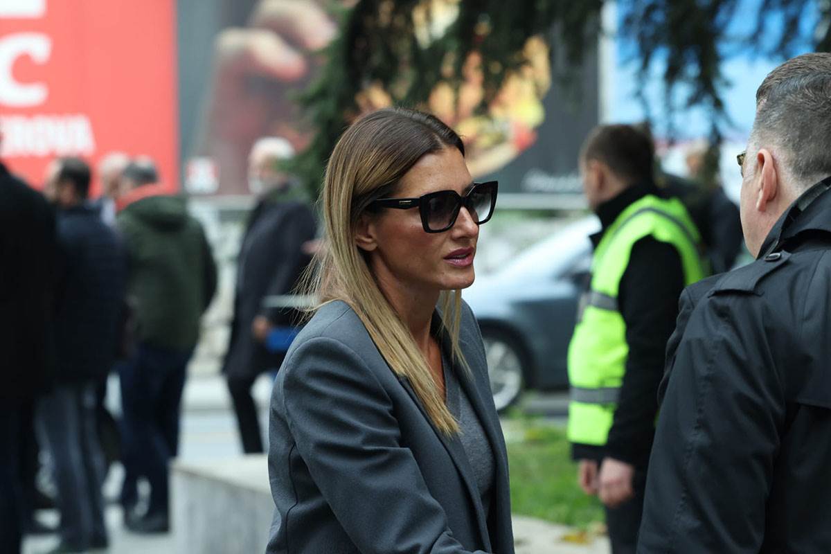 Sahrana Halida Bešlića (4).jpg