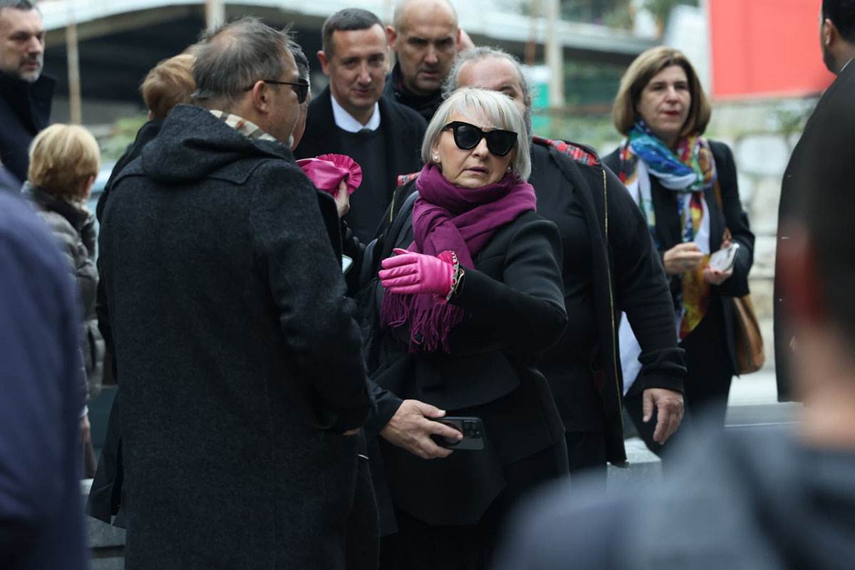 Sahrana Halida Bešlića (41).jpg