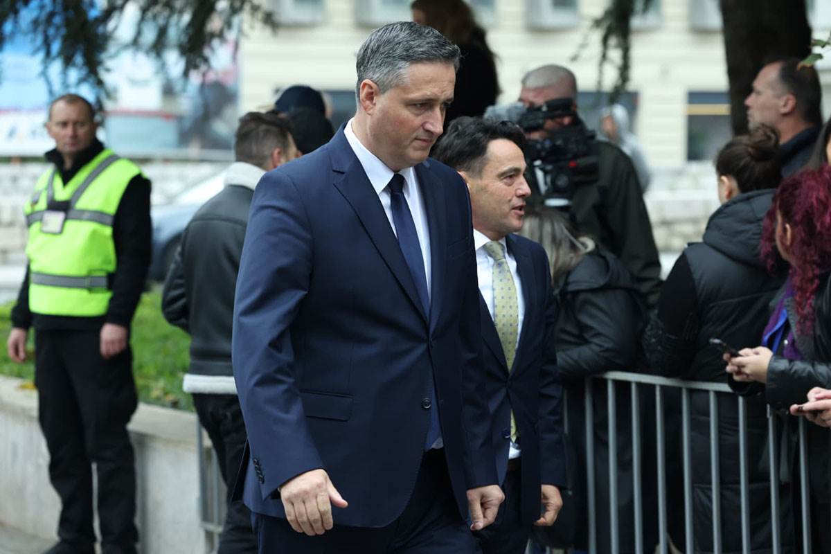 Sahrana Halida Bešlića  (12).jpg