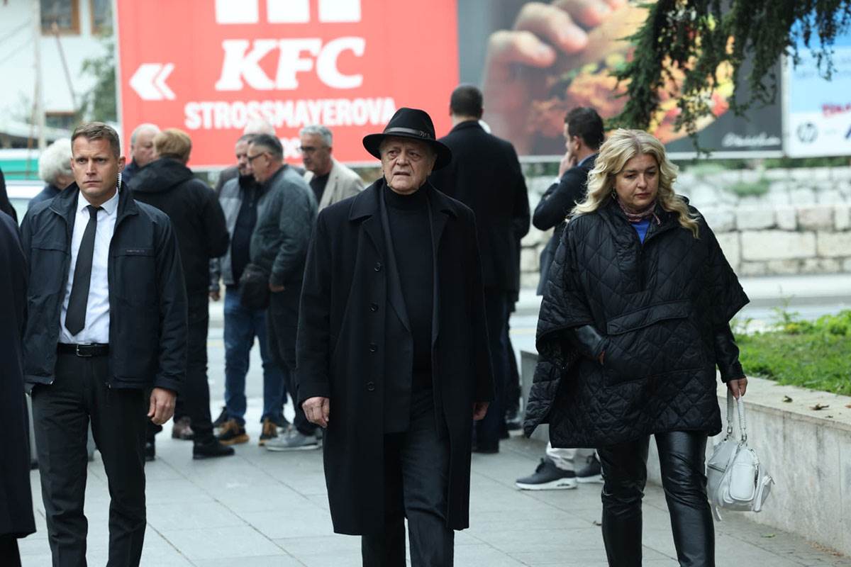 Sahrana Halida Bešlića  (19).jpg