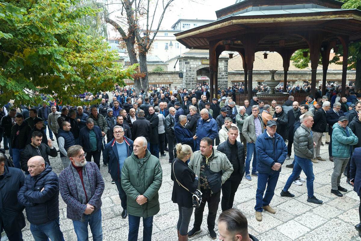 Sahrana Halida Bešlića  (4).jpg