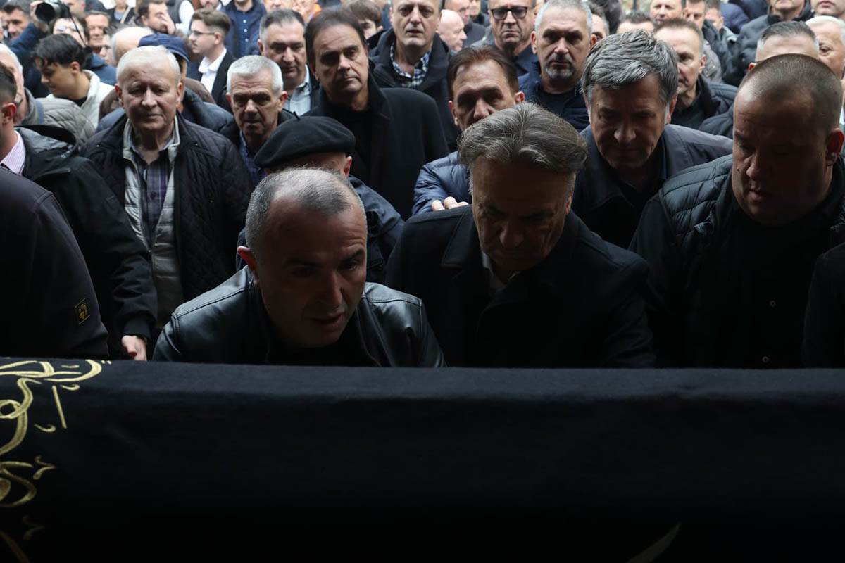 Sahrana Halida Bešlića  (6).jpg