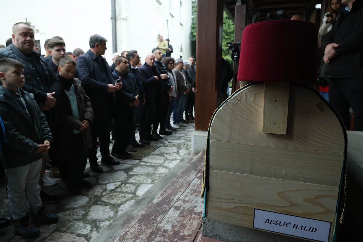 Sahrana Halida Bešlića  (11).jpg