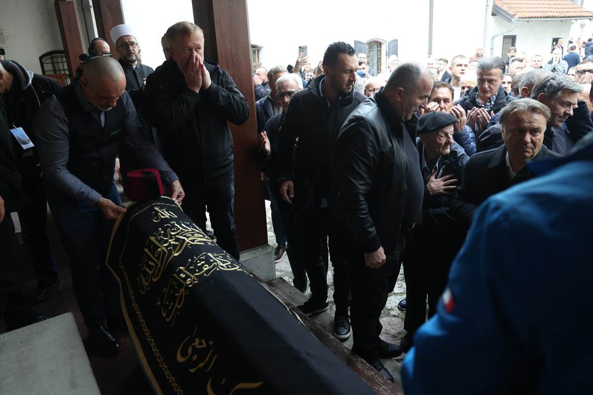 Sahrana Halida Bešlića  (12).jpg