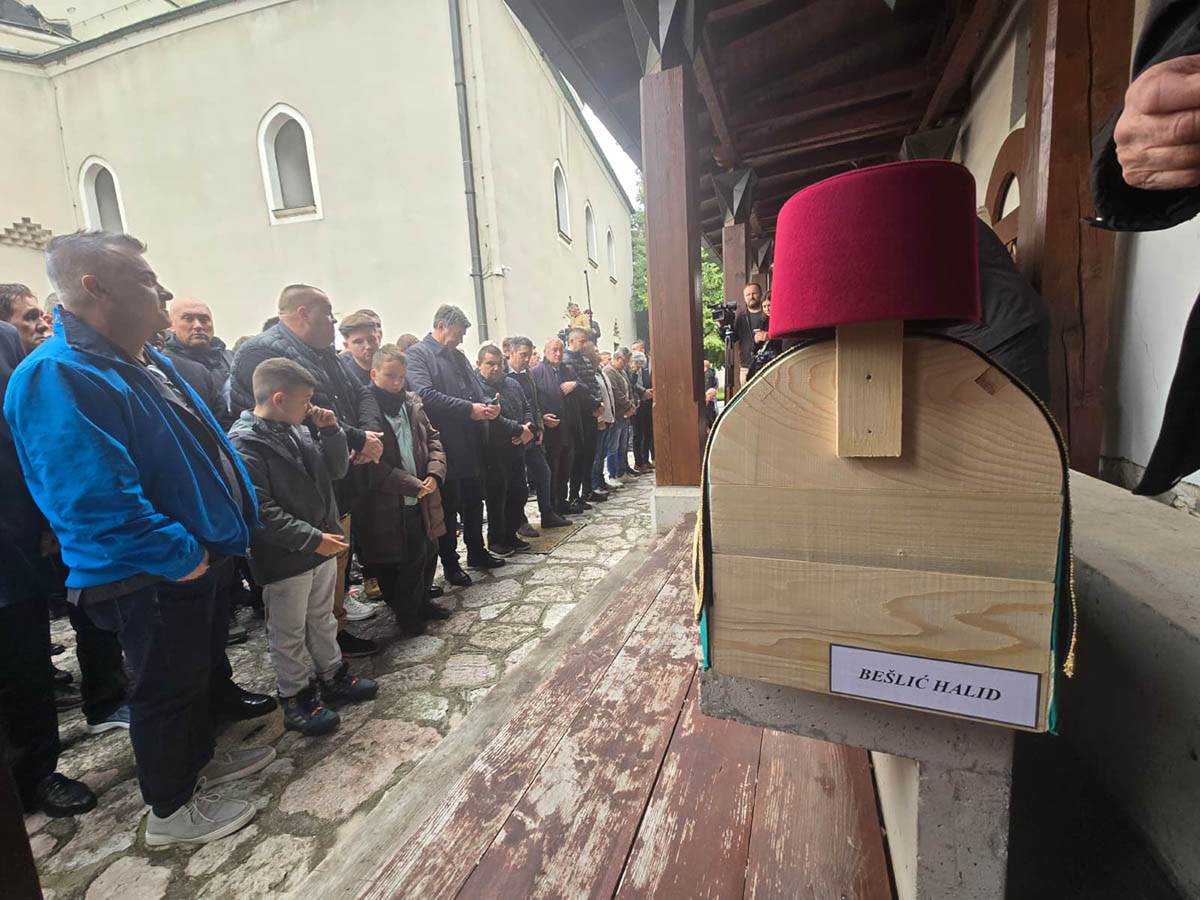 Sahrana Halida Bešlića  (13).jpg