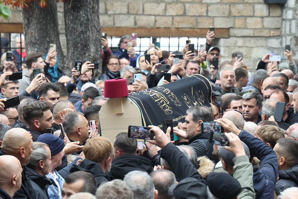 Sahrana Halida Bešlića  (14).jpg