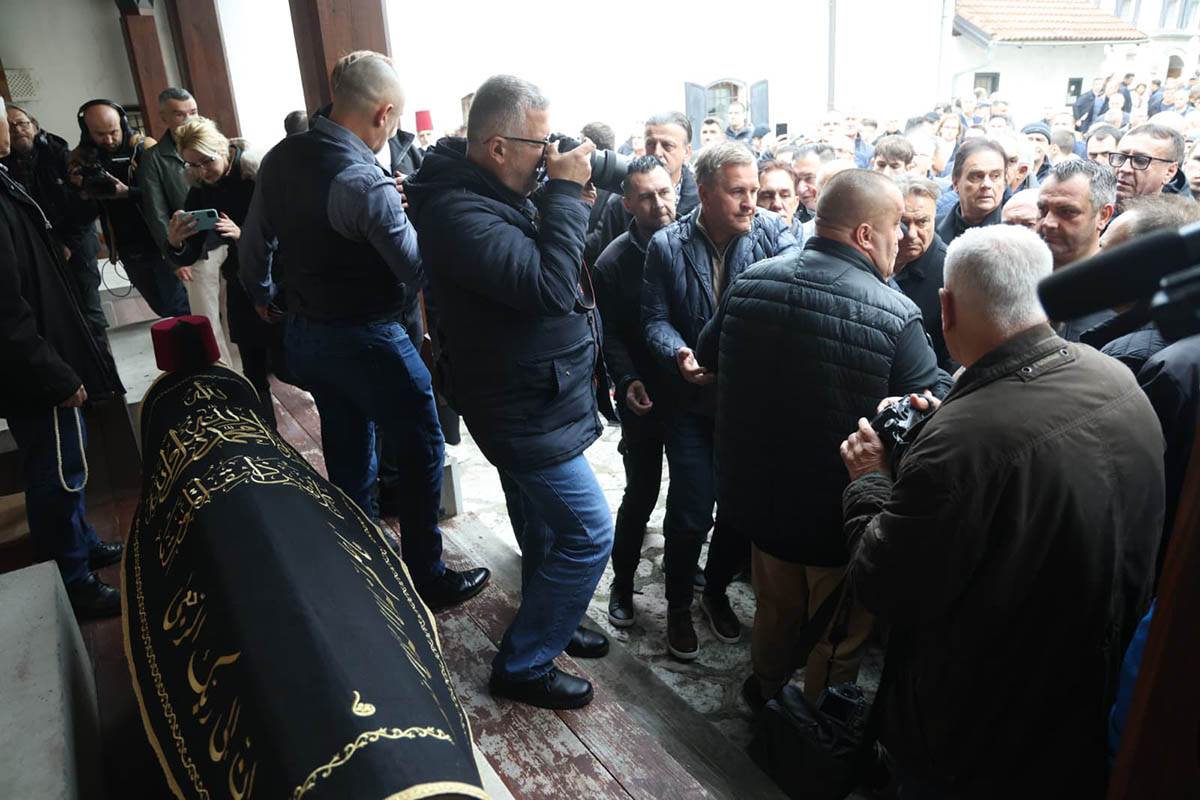 Sahrana Halida Bešlića  (15).jpg