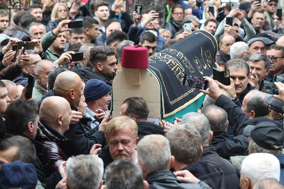 Sahrana Halida Bešlića  (19).jpg