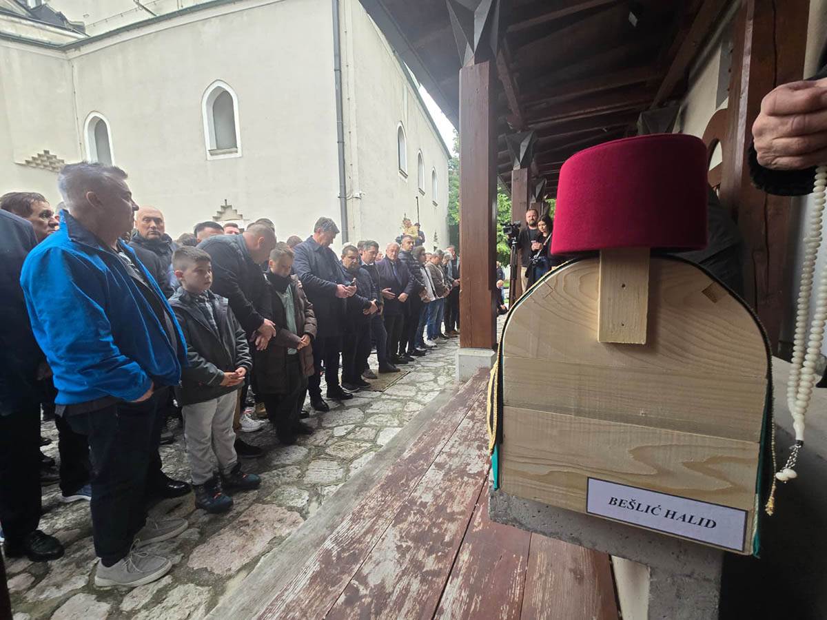 Sahrana Halida Bešlića  (24).jpg