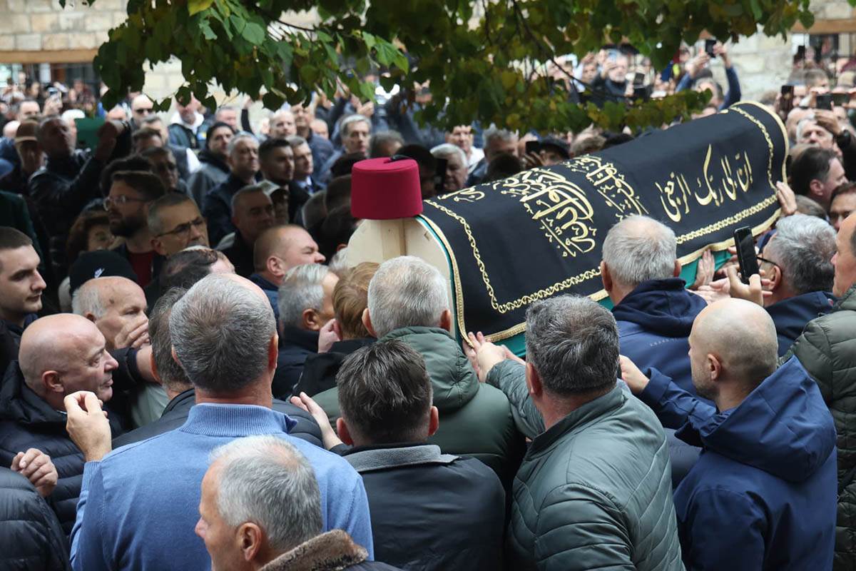 Sahrana Halida Bešlića  (27).jpg