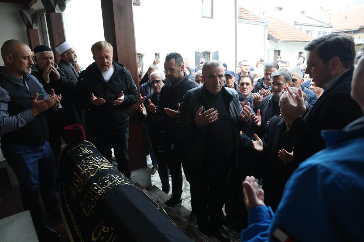 Sahrana Halida Bešlića  (28).jpg