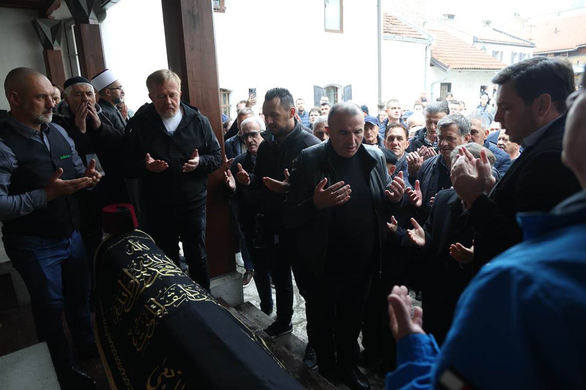 Sahrana Halida Bešlića  (32).jpg