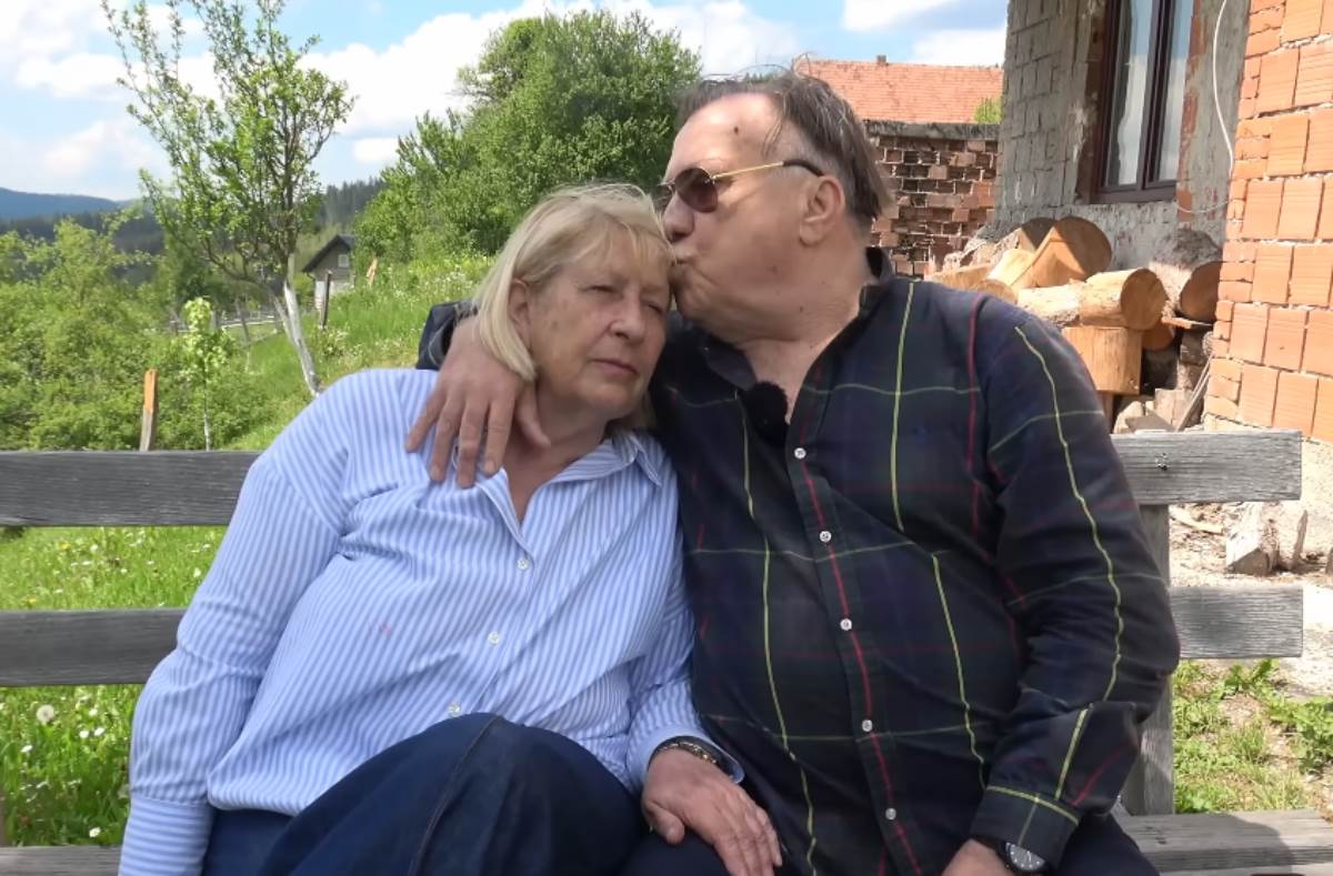 Halid Bešlić sa suprugom Sejdom