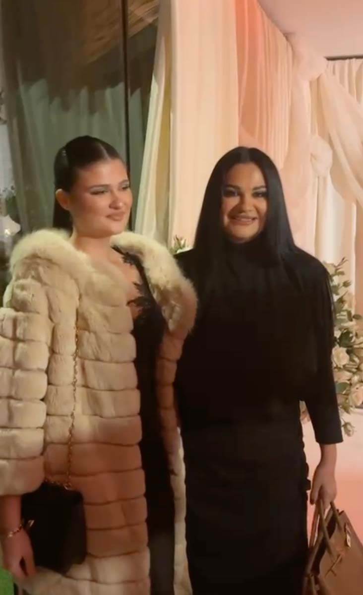 Jana Todorović prvi put sa ćerkom u javnosti nakon drame kod Viki Miljković