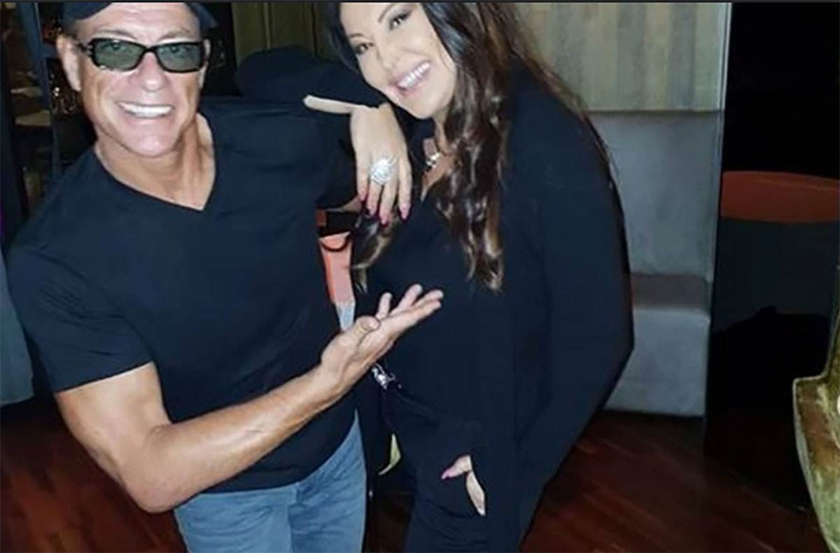 Dragana Mirković Žan Klod Van Dam (2).jpg