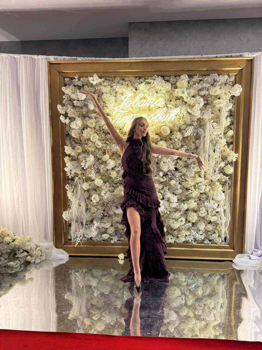 Dejan Petrović proslavlja ćerki 18. rođendan na Zlatiboru 4.jpg