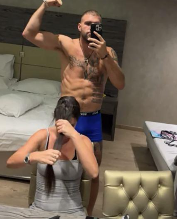 Veljko Ražnatović i Bogdana Ražnatović.png