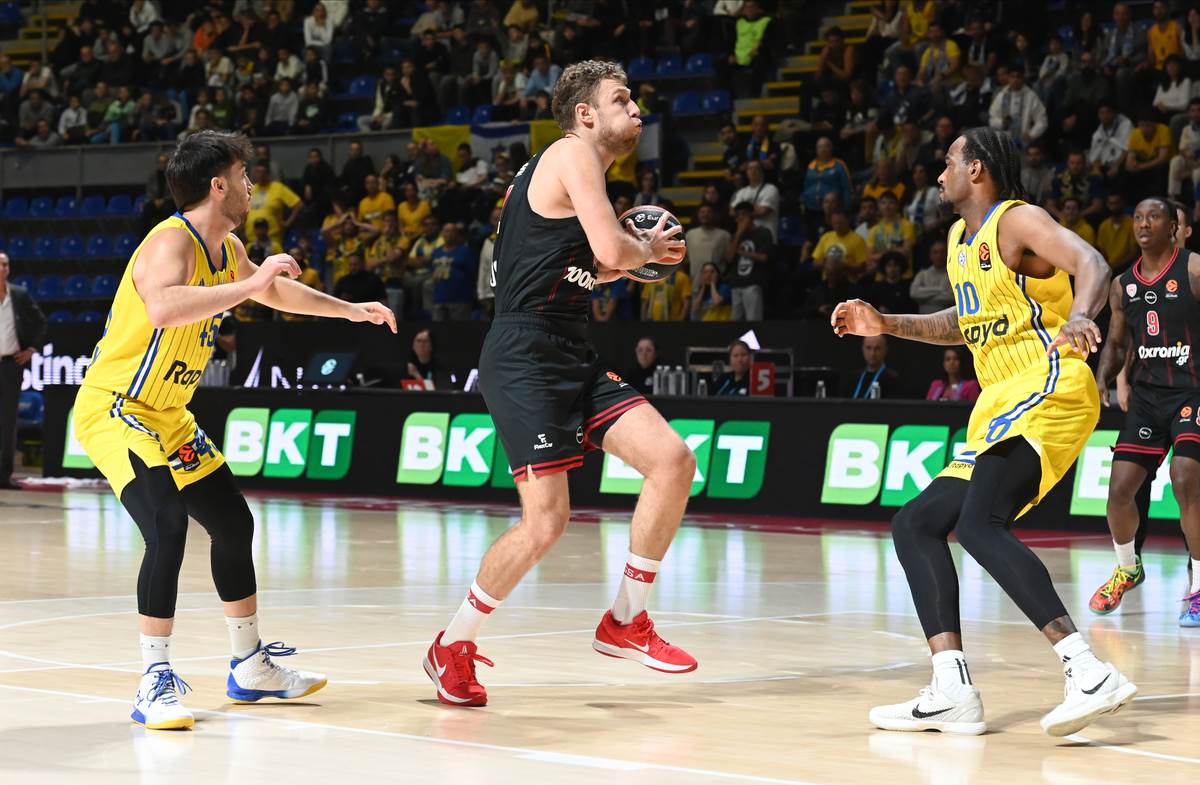 Makabi Olimpijakos (5).jpg