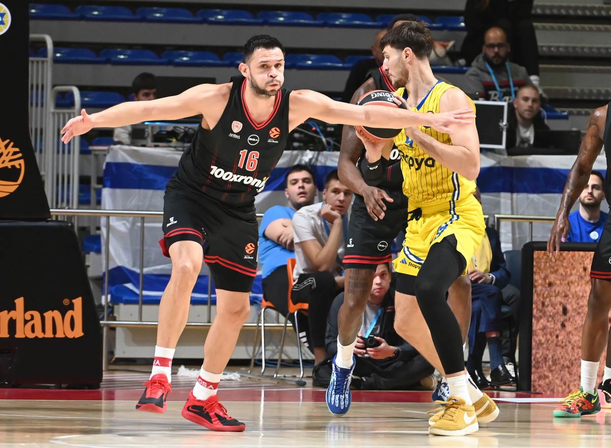 Makabi Olimpijakos (10).jpg